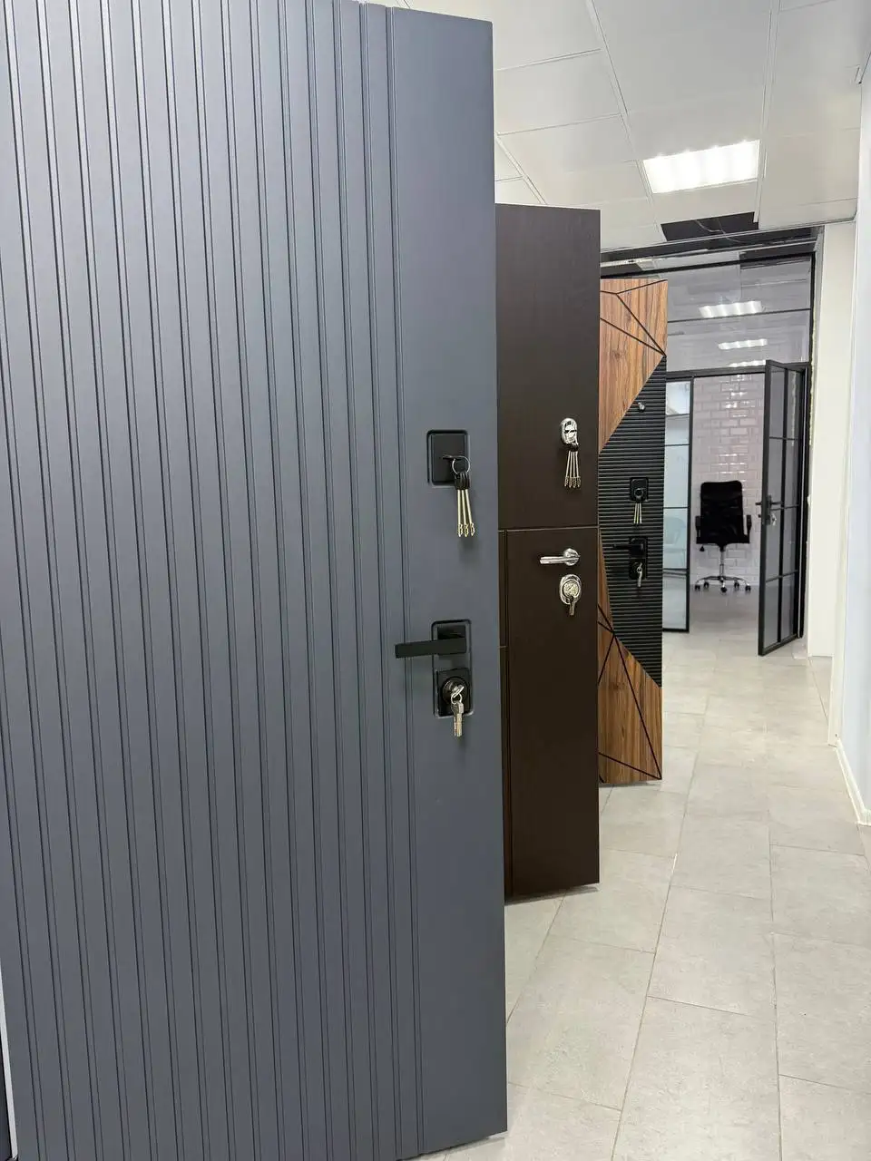 Установка дверей и перегородок в Москве и Московской области - Ремонт и строительство (Услуги) в Москва