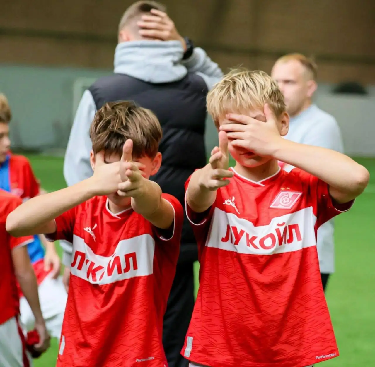 Футбольная школа Спартак Будущее для детей от 5 до 15 лет - Спортивные секции (Услуги) в Москва