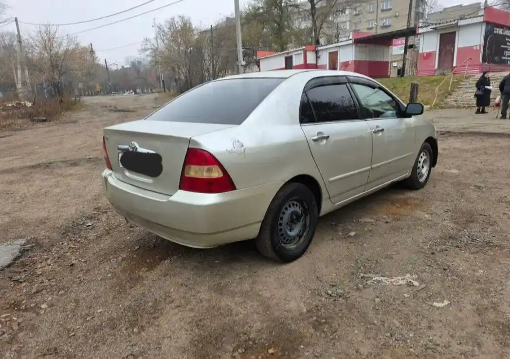 Продам Короллу 2002г