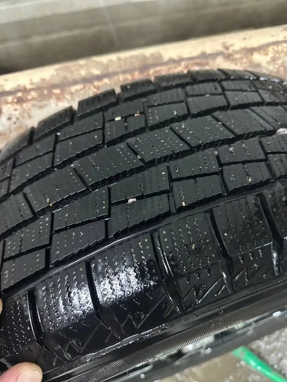 Продам комплект колес R15