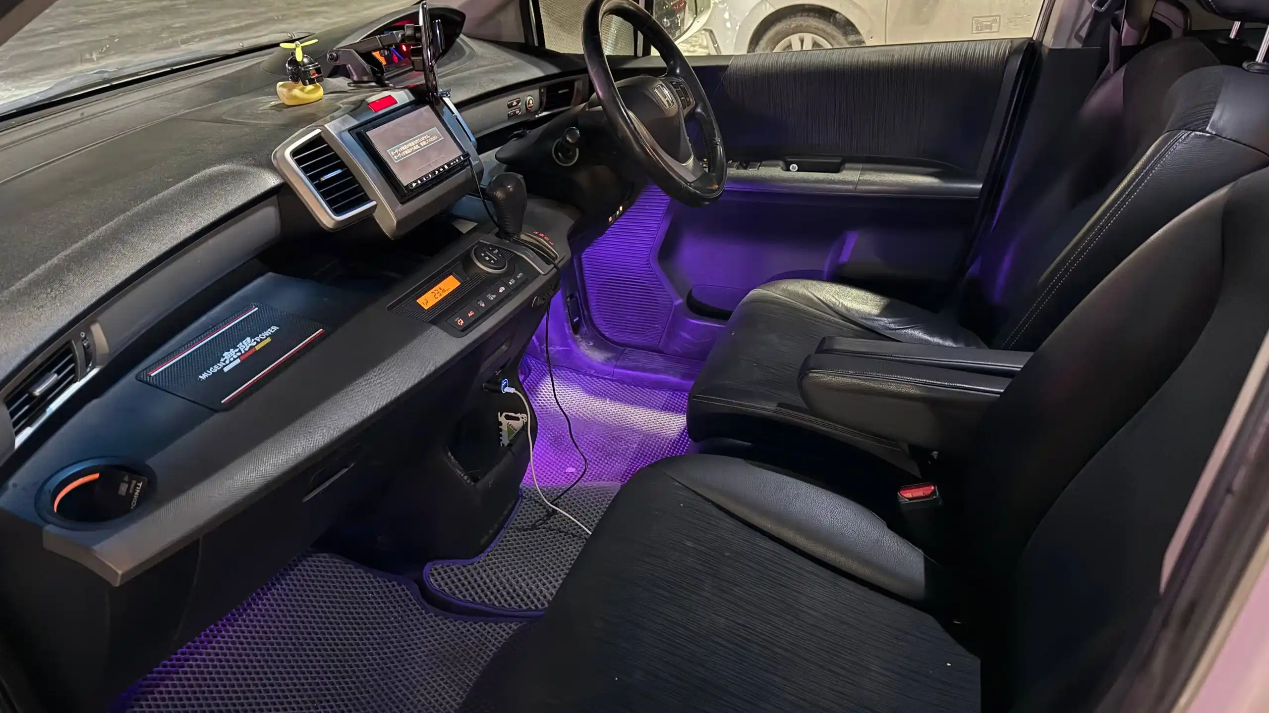 Honda Freed Hybrid 2012