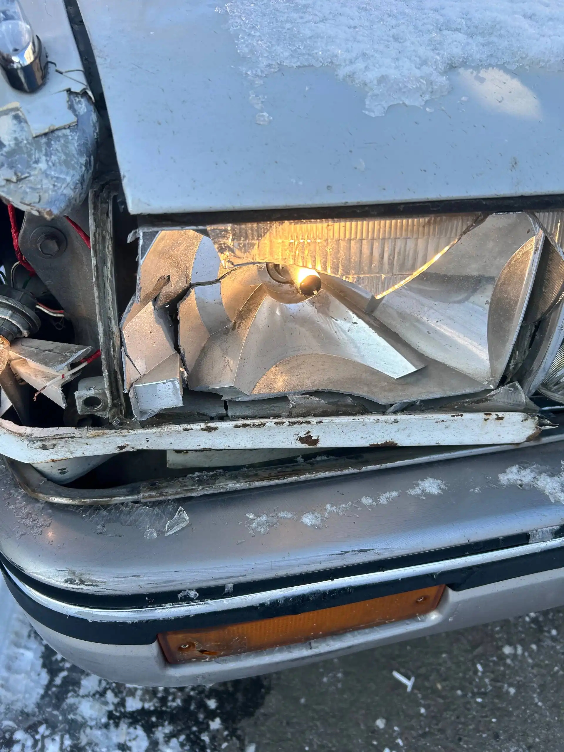 Продам Toyota Crown GS131