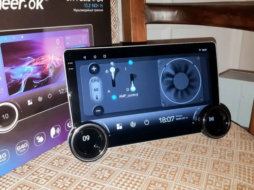 Продажа автомагнитолы с большими крутилками