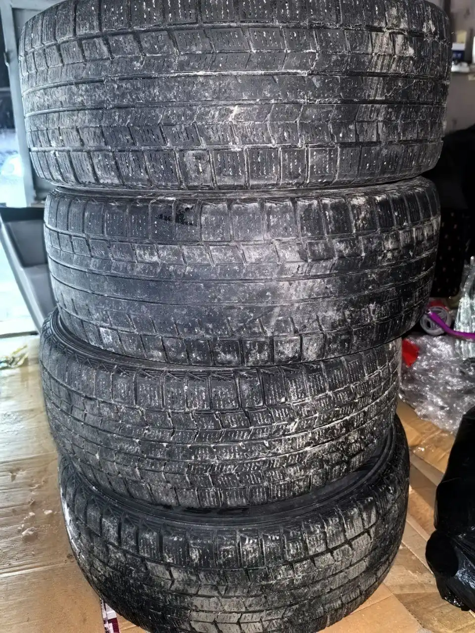 Продажа зимней резины 225/55/17 и 195/65/15