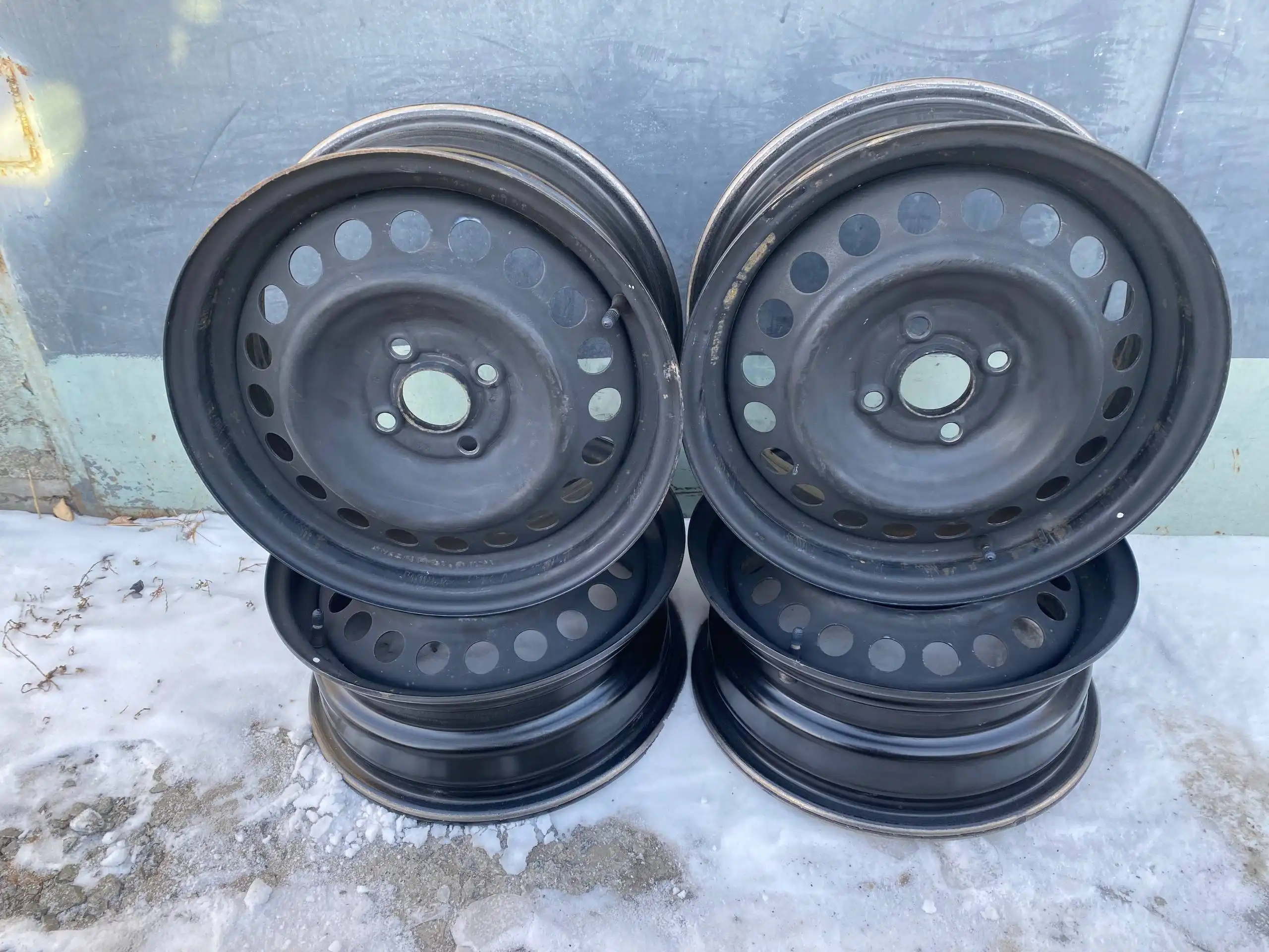Продажа дисков R15 4x100 6J ЦО 56.1