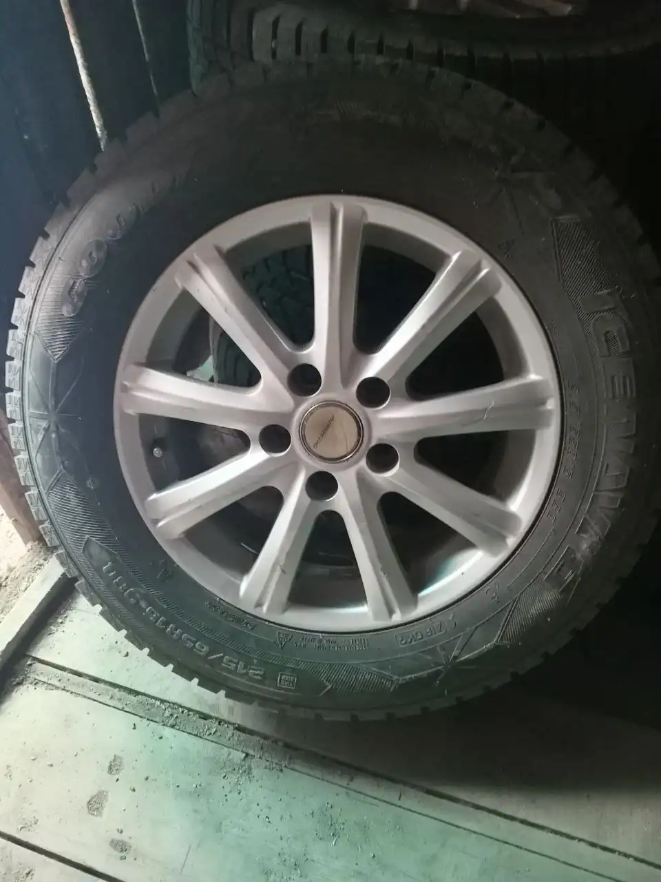 Продажа колес с резиной 5х114.3
