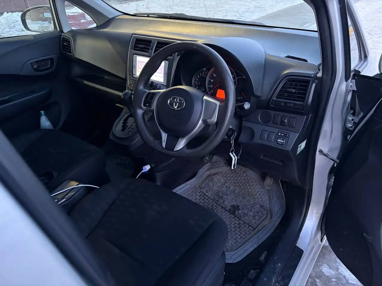 Продажа автомобиля 2010 года выпуска