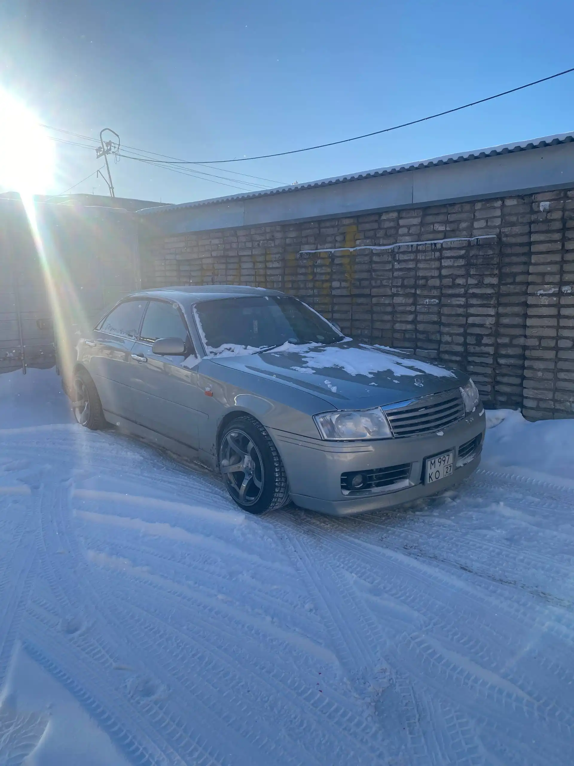 Продажа автомобиля Глория 2000г 2.5 210лс