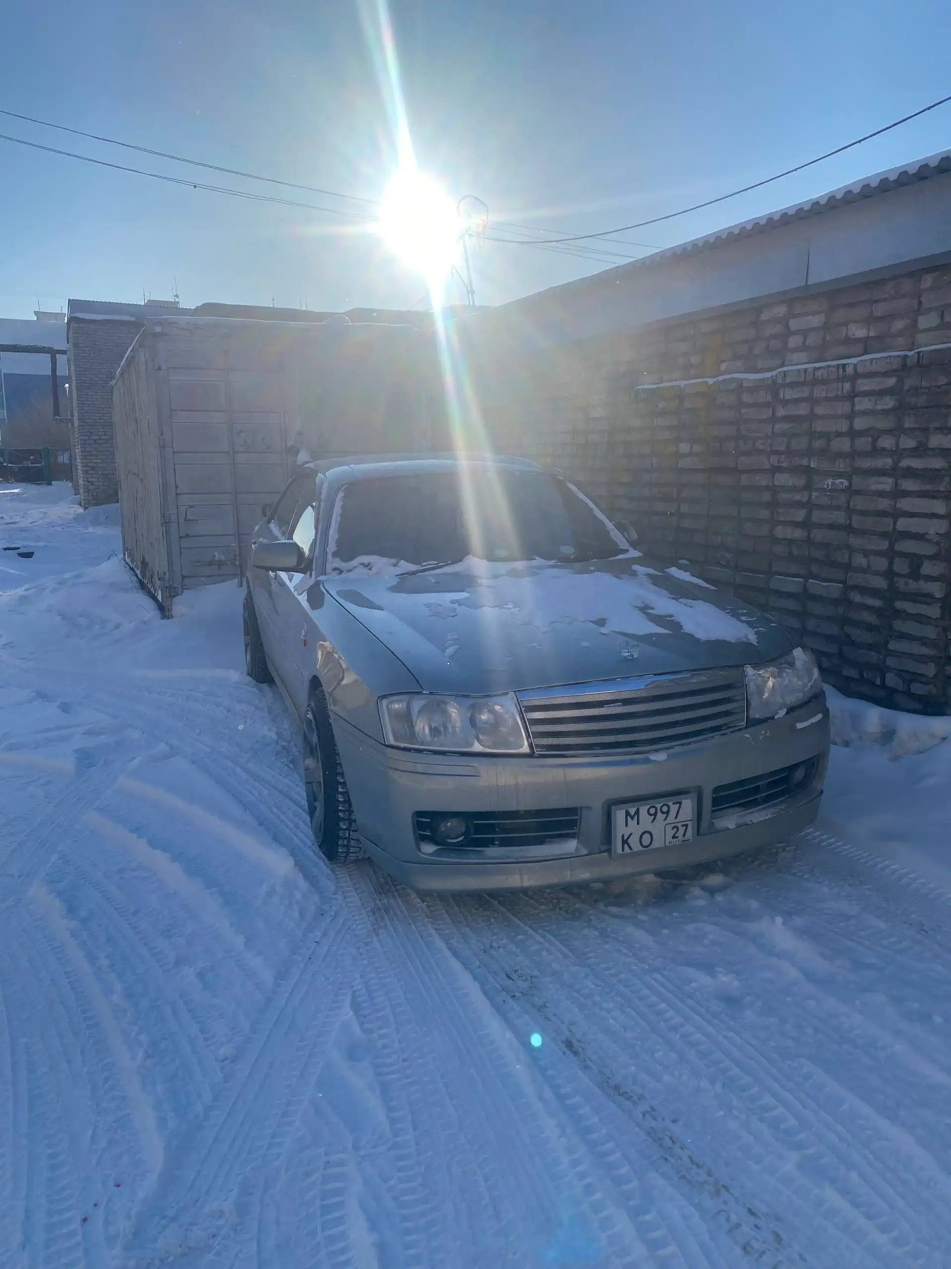 Продажа автомобиля Глория 2000г 2.5 210лс