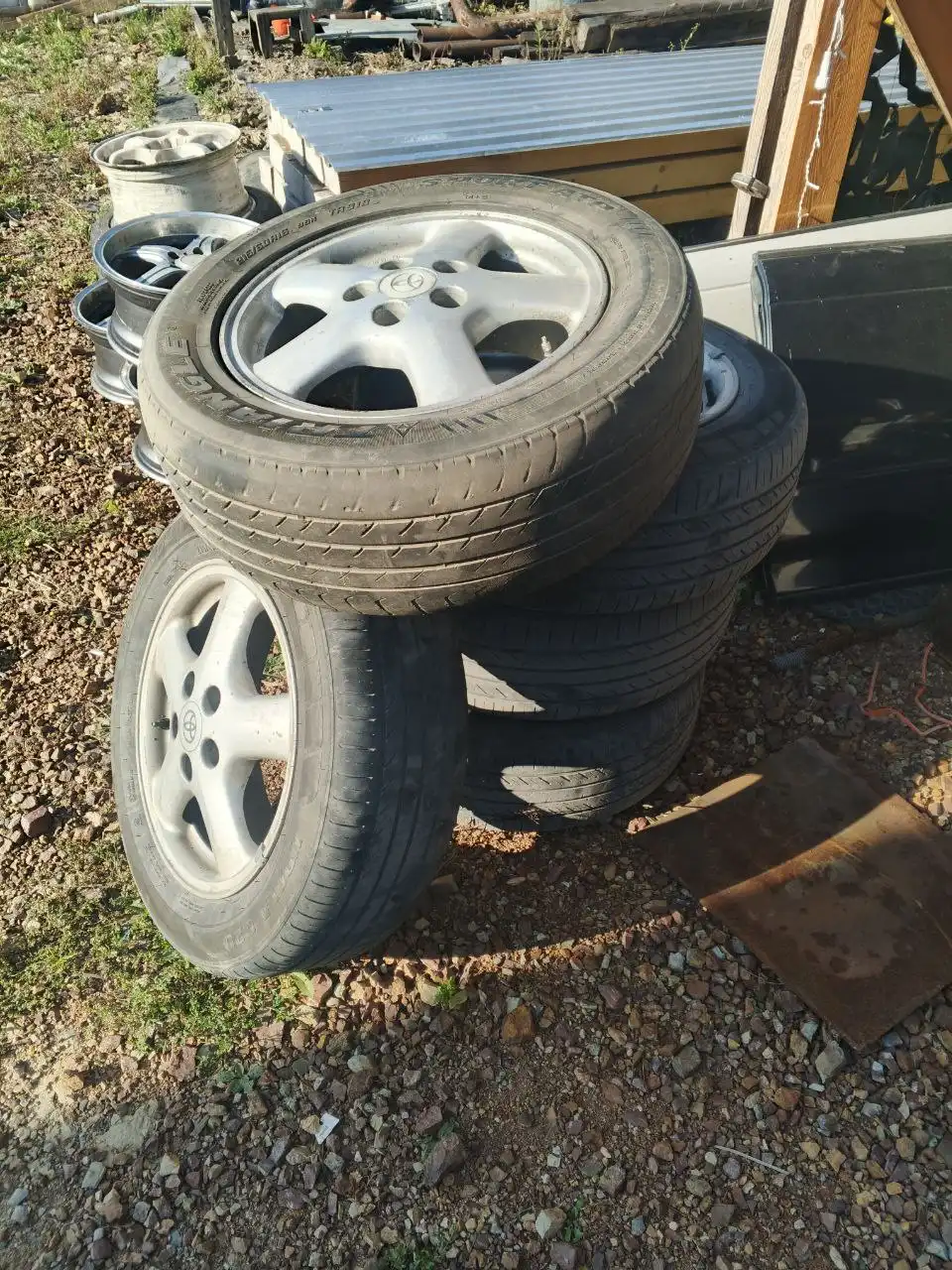 Продам литье R16, 5 шт (разноширокие)