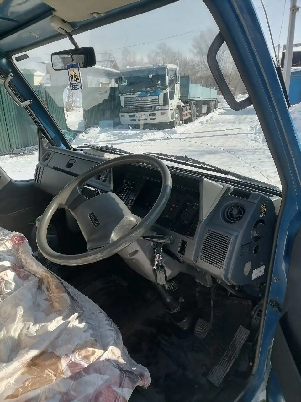 Продажа автомобиля с пробегом 170 тысяч км в хорошем состоянии