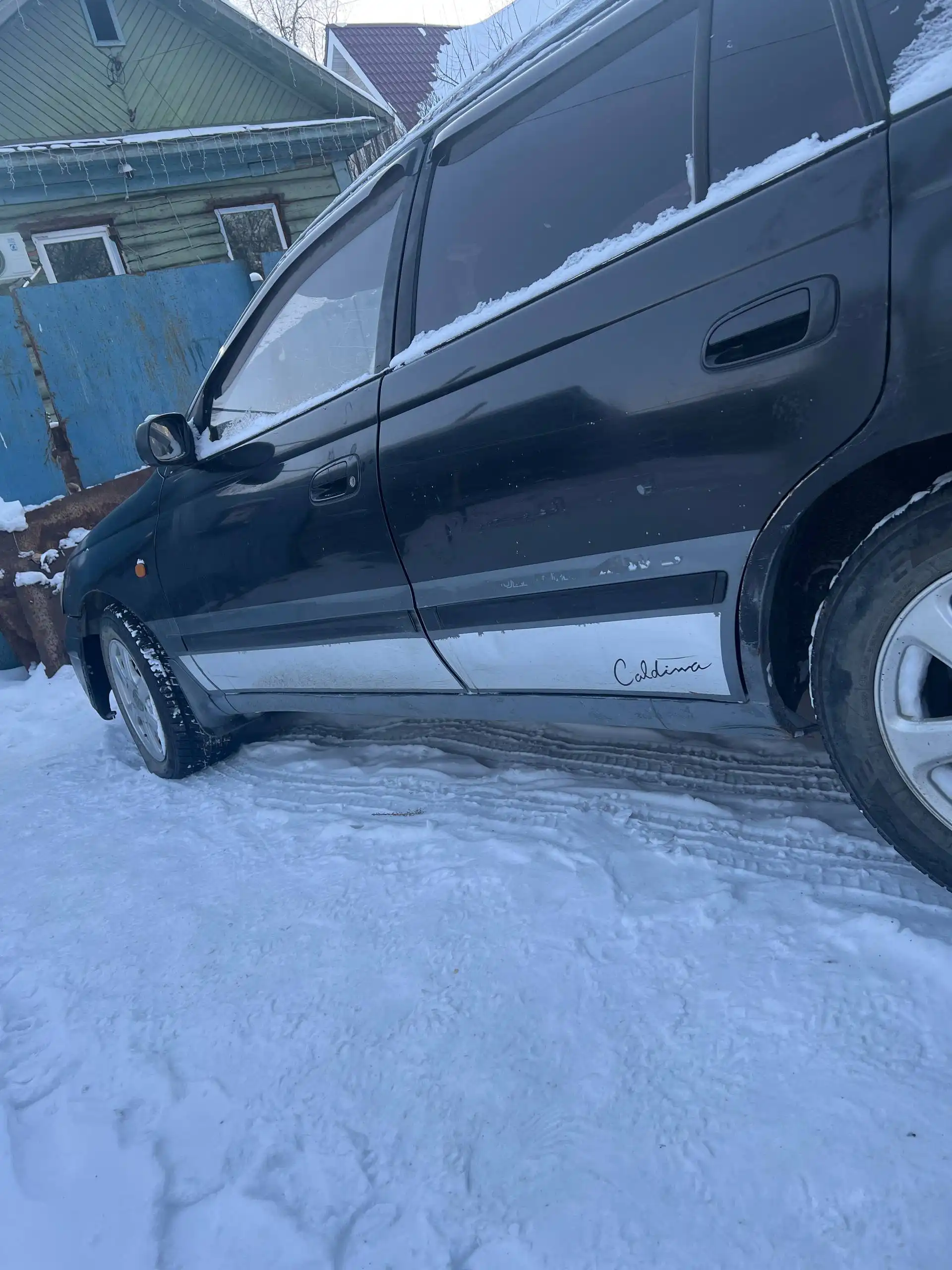 Продам автомобиль Калдина 1993 года