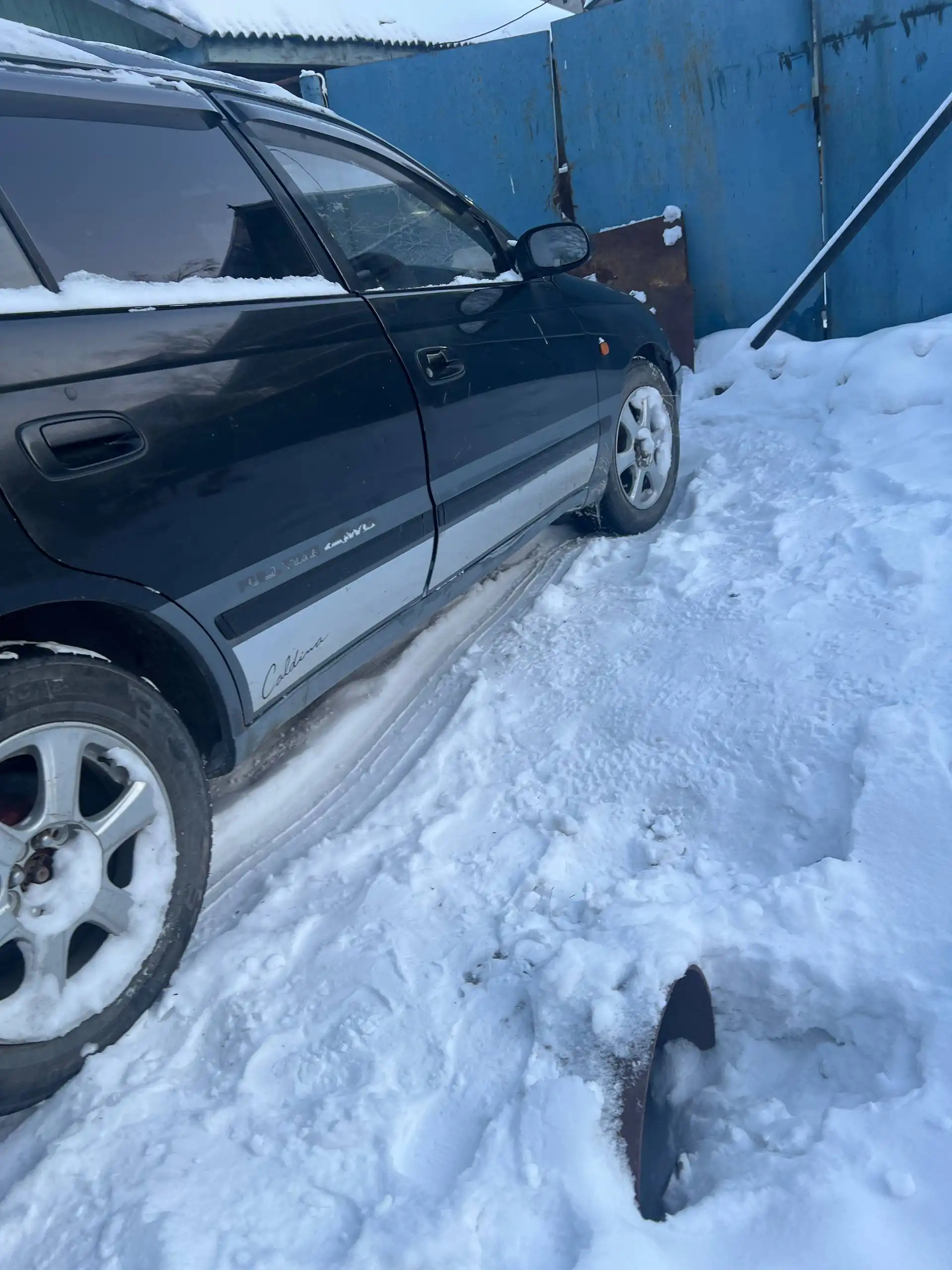 Продам автомобиль Калдина 1993 года