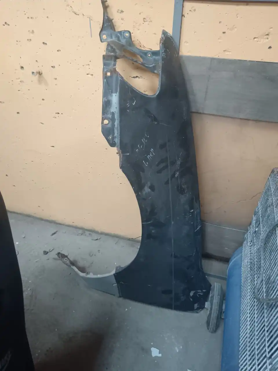 Продажа автомобиля АЕ 100 универсал