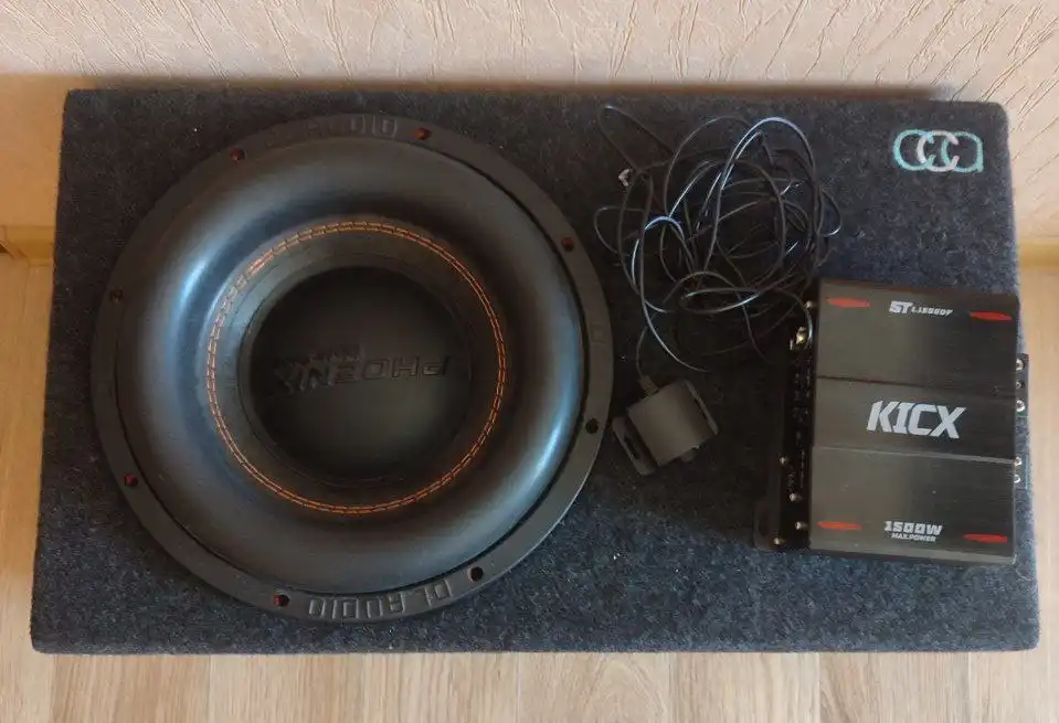 Продажа сабвуфера DL Audio Black Bass и моноблока kicx st1.1500df - Автозвук (Авто) в Хабаровск