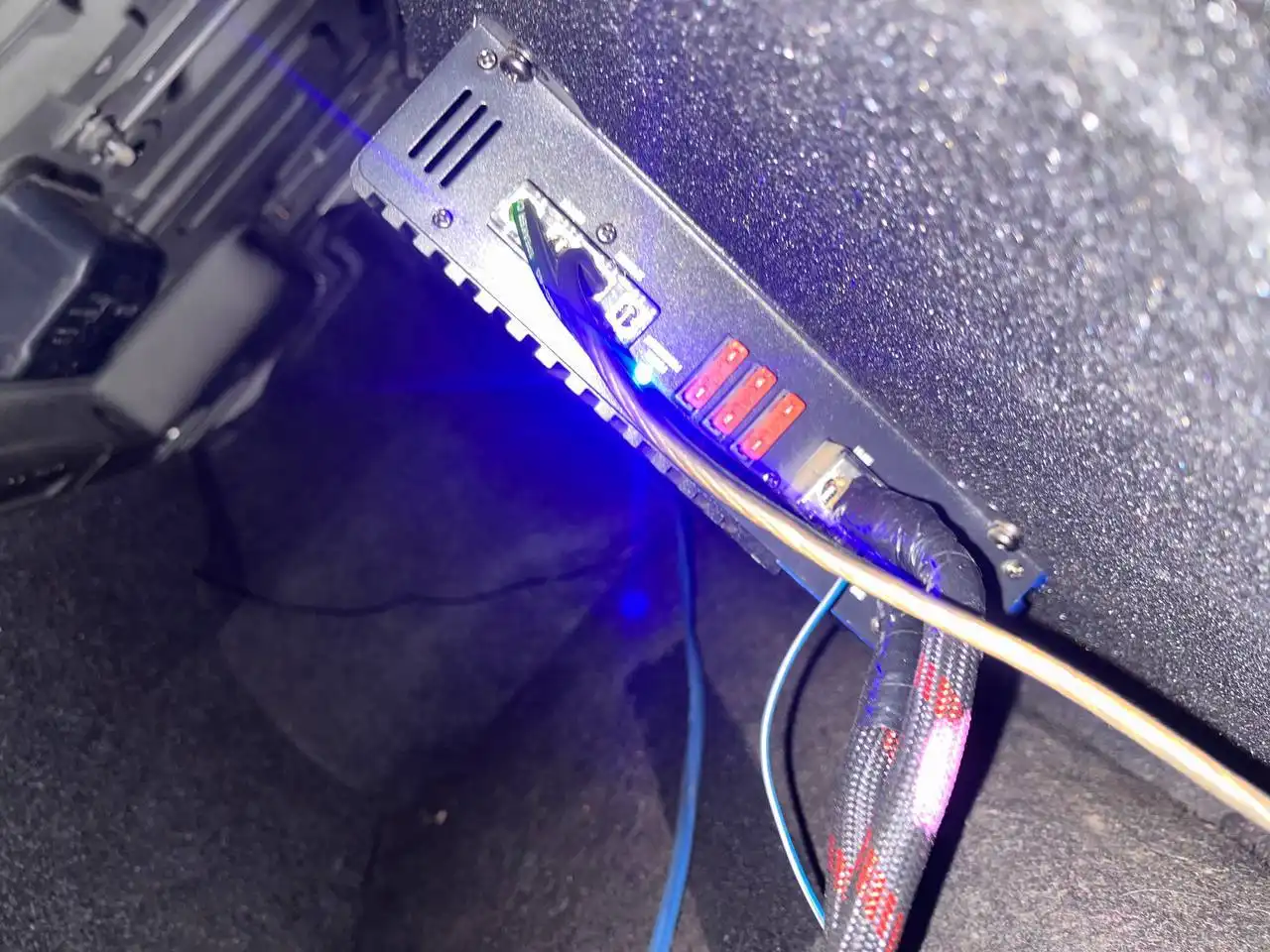 12 дюймов сабвуфер 1.2 номинал - Аудио (Авто) в Хабаровск