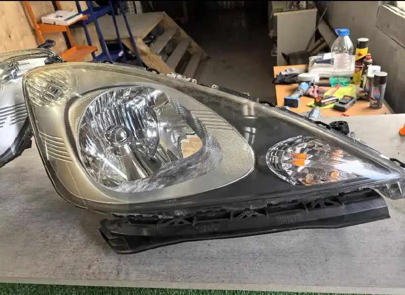 Фары на Хонду Фит Шаттл с ксеноном - Оптика (Запчасти) в Хабаровск