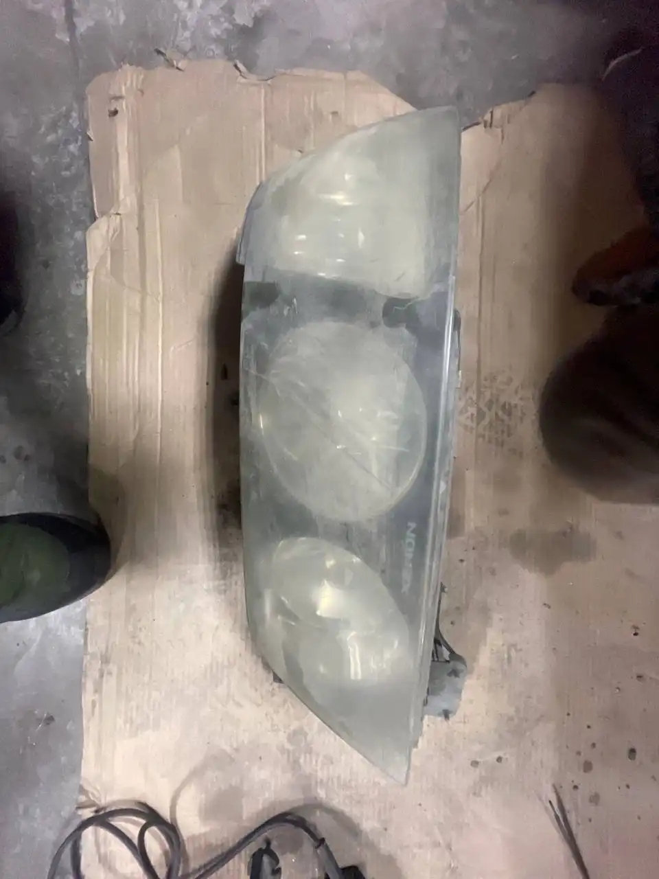 Фары ксенон на блюаборд - Запчасти (Авто) в Хабаровск