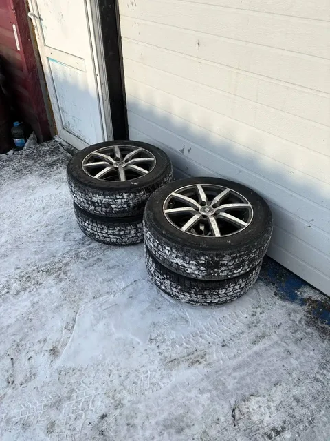 Зимние диски 5х114.3 R17 - Шины в Хабаровск
