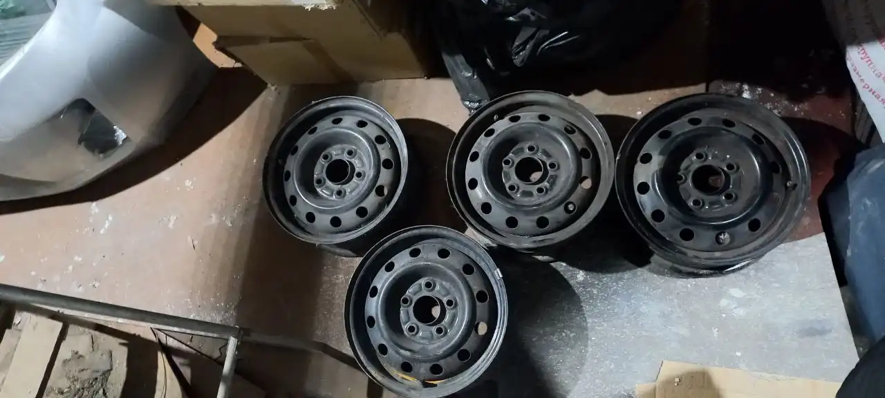 Продажа дисков R14x5.5jj - Запчасти (Авто) в Хабаровск