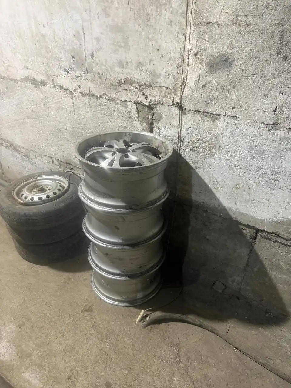 Продажа автомобиля R18 8ки - Авто в Хабаровск