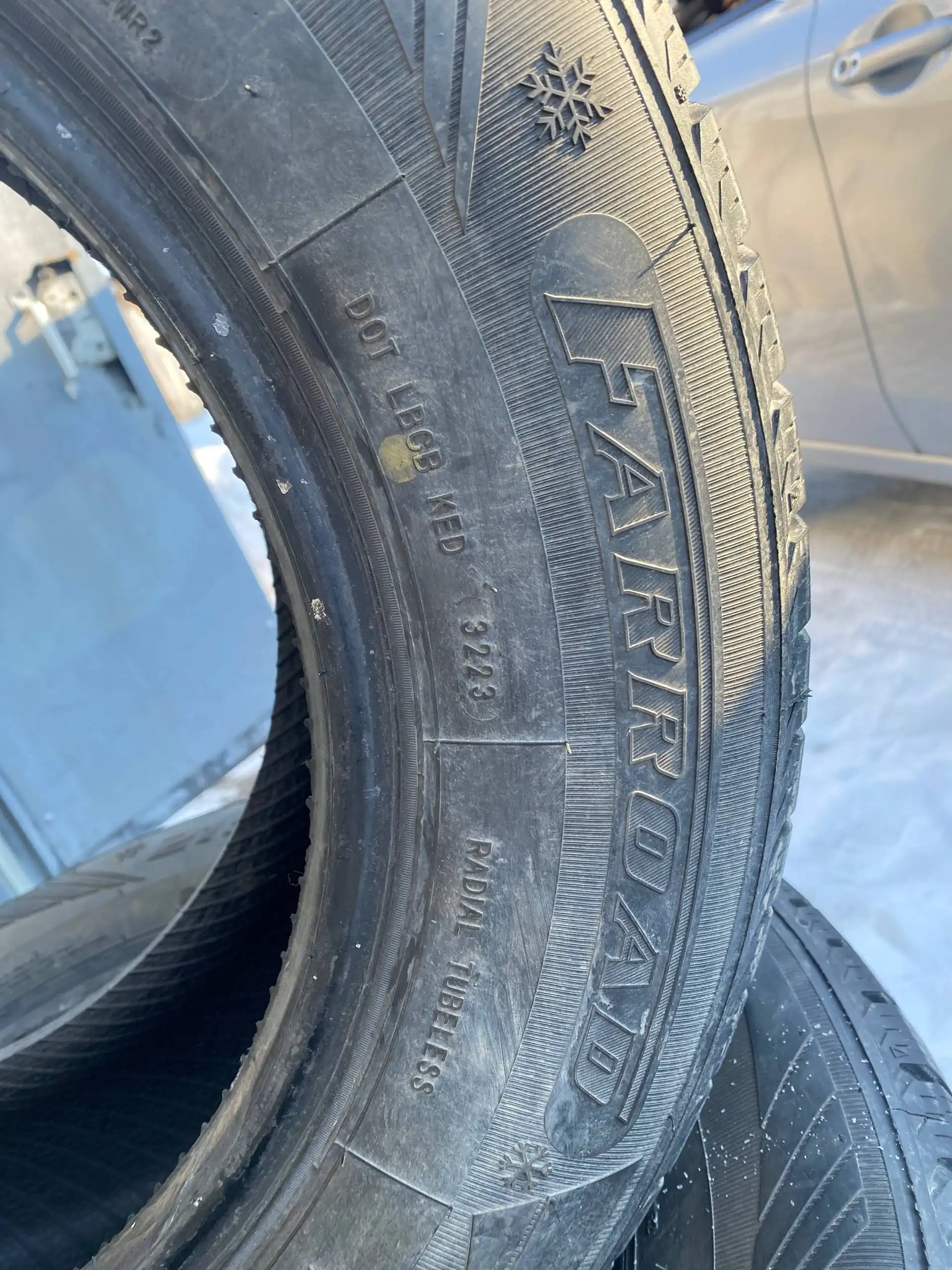 Продажа автомобильных шин 215/65/15 2023 года - Шины и диски (Авто) в Хабаровск