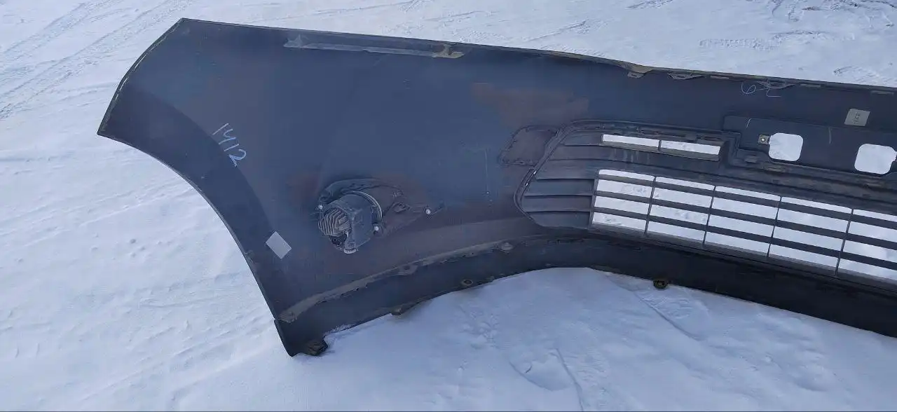 Продам бампер передний на Toyota Harrier 65 кузов - Кузовные детали (Запчасти) в Хабаровск