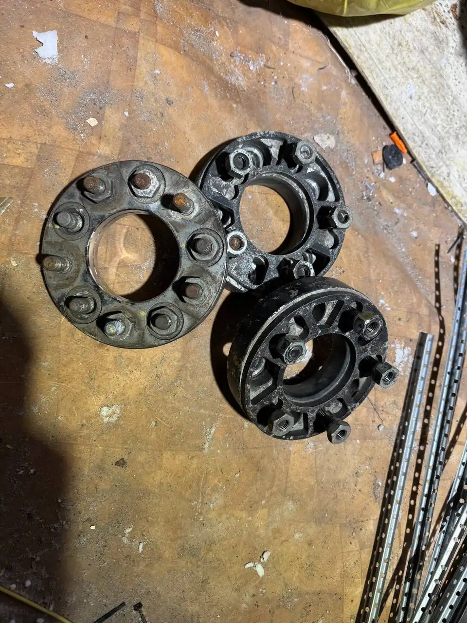 Продажа автомобильных дисков и резины - Запчасти (Авто) в Хабаровск