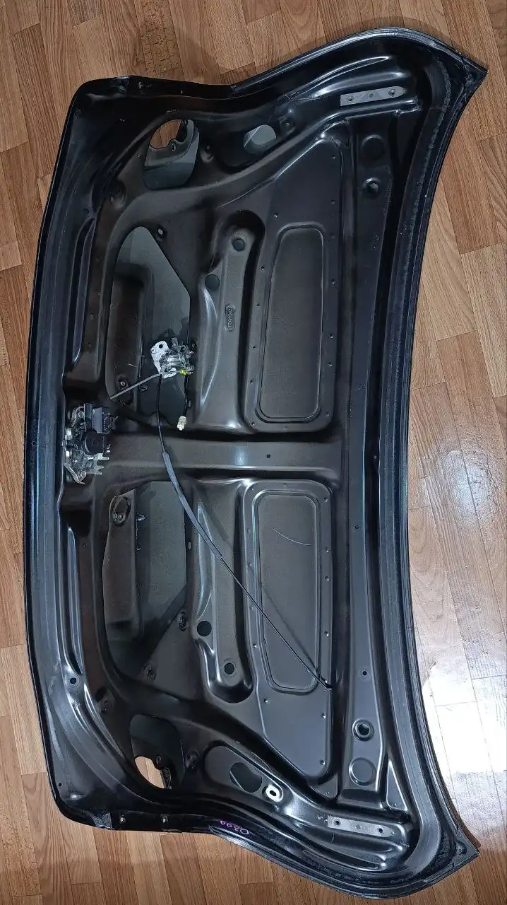 Продам крышку багажника Toyota Camry XV40 цвет 202 - Запчасти (Авто) в Хабаровск