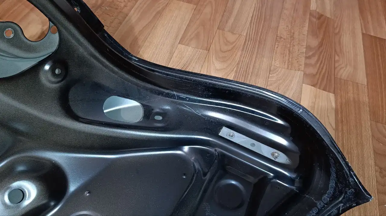 Продам крышку багажника Toyota Camry XV40 цвет 202 - Запчасти (Авто) в Хабаровск