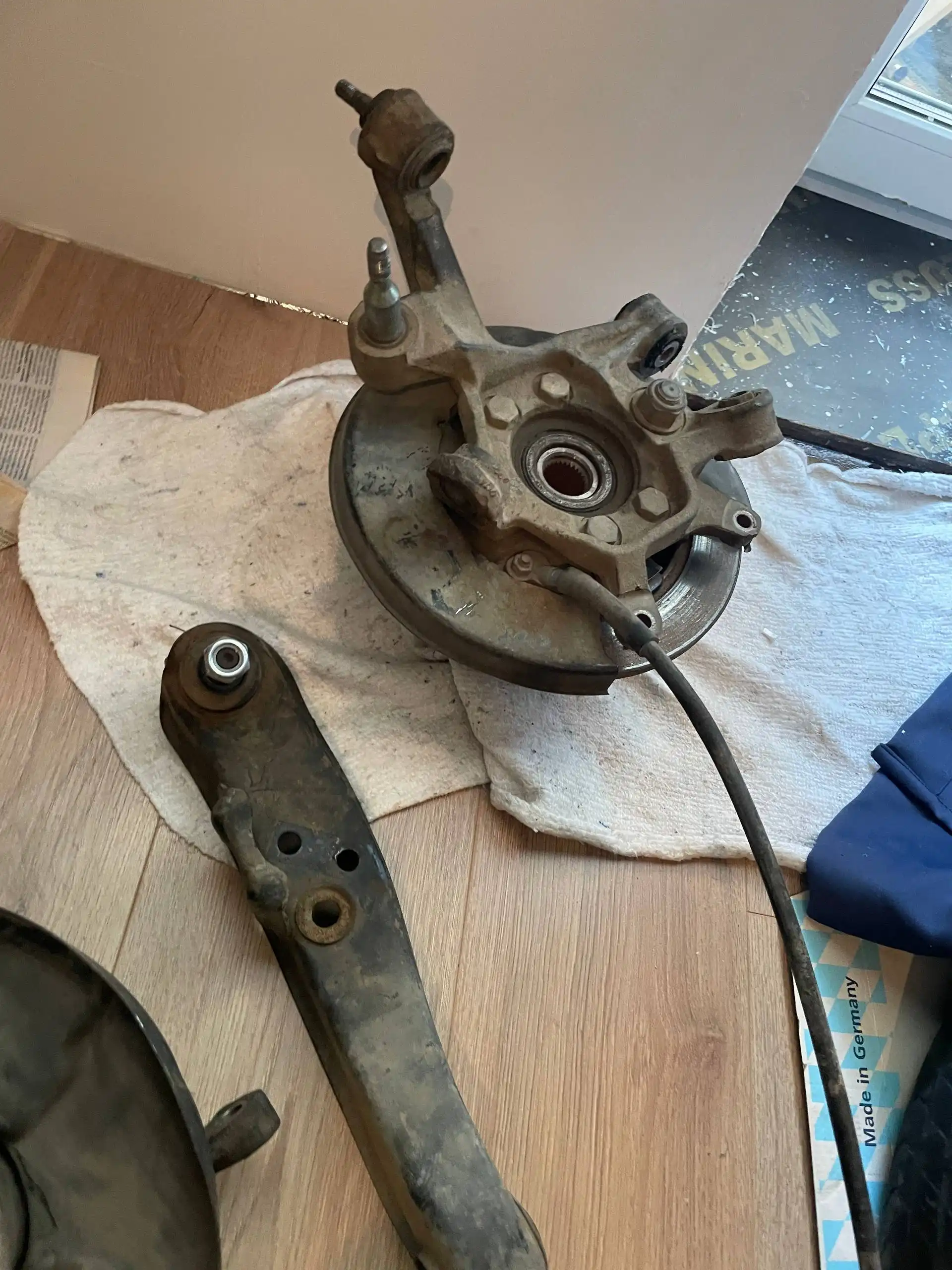 Комплект рычагов ступиц и поворотных кулаков для Nissan Laurel/Cefiro - Подвеска и рулевое управление (Запчасти) в Хабаровск