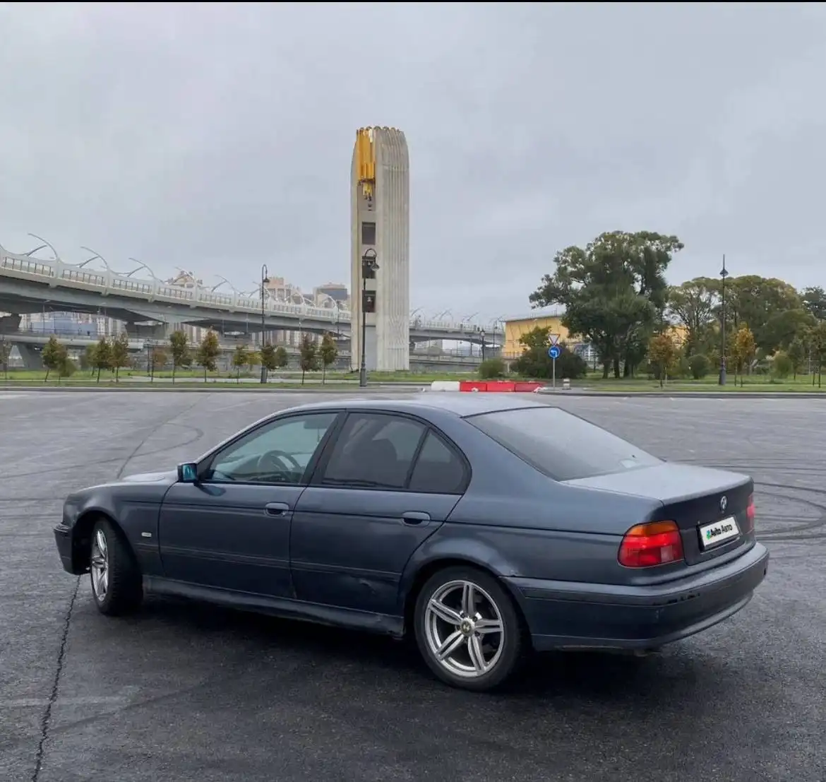 Продажа BMW E39 1997 года с проблемой бензонасоса - Легковые автомобили (Авто) в Хабаровск