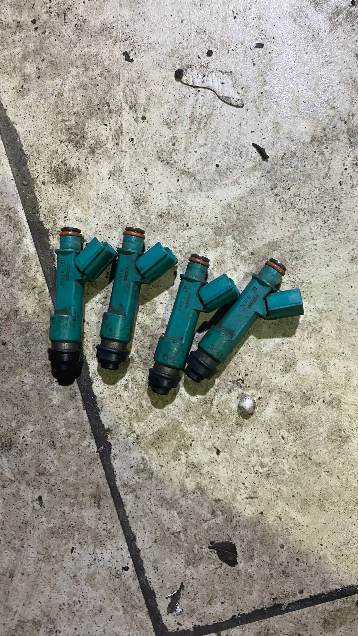 Продажа автозапчастей для 2AZ и 2SZ - Автозапчасти (Запчасти) в Хабаровск