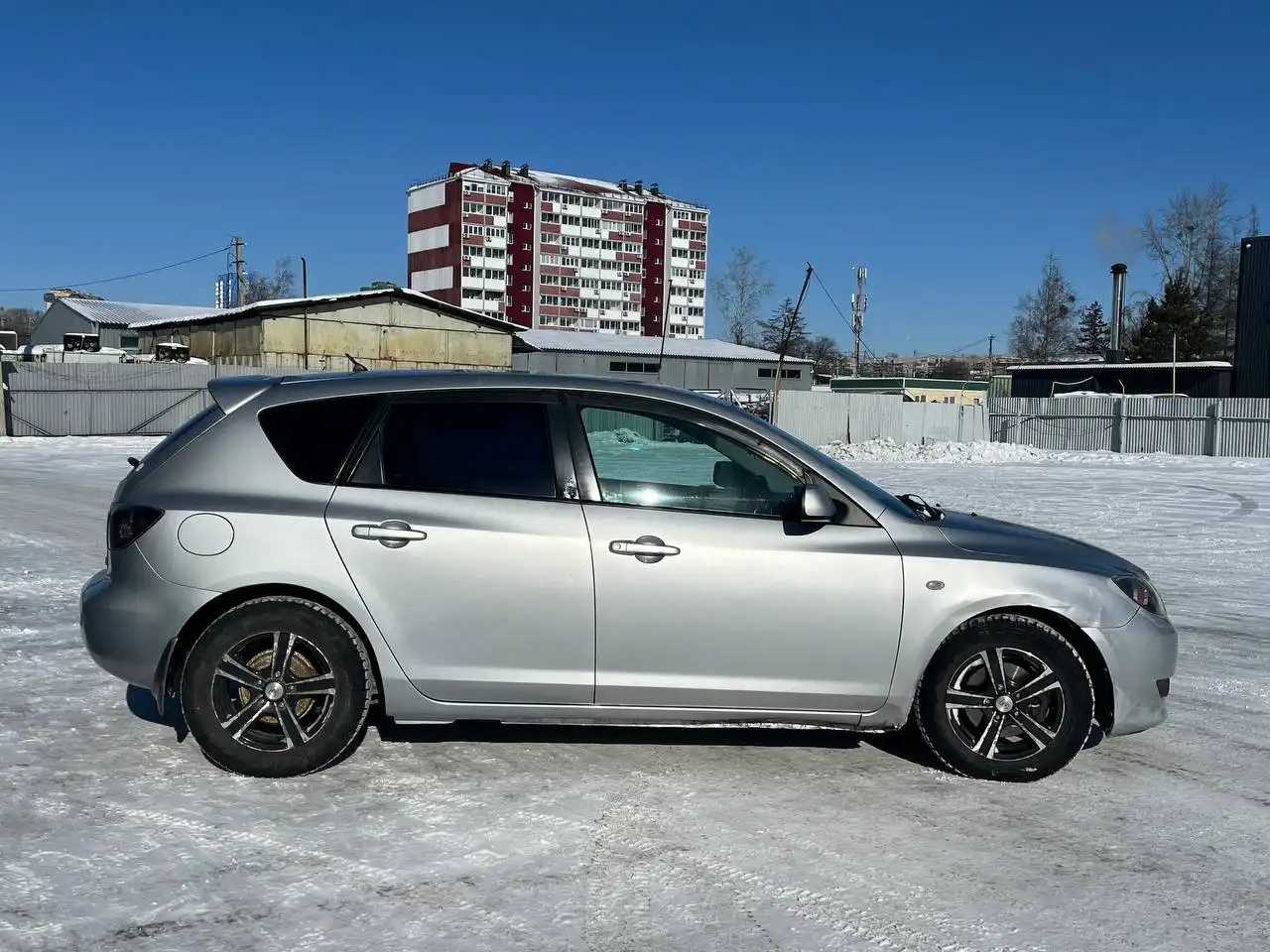 Продается Mazda Axela 2005 года, 1.5 автомат - Легковые автомобили (Авто) в Хабаровск