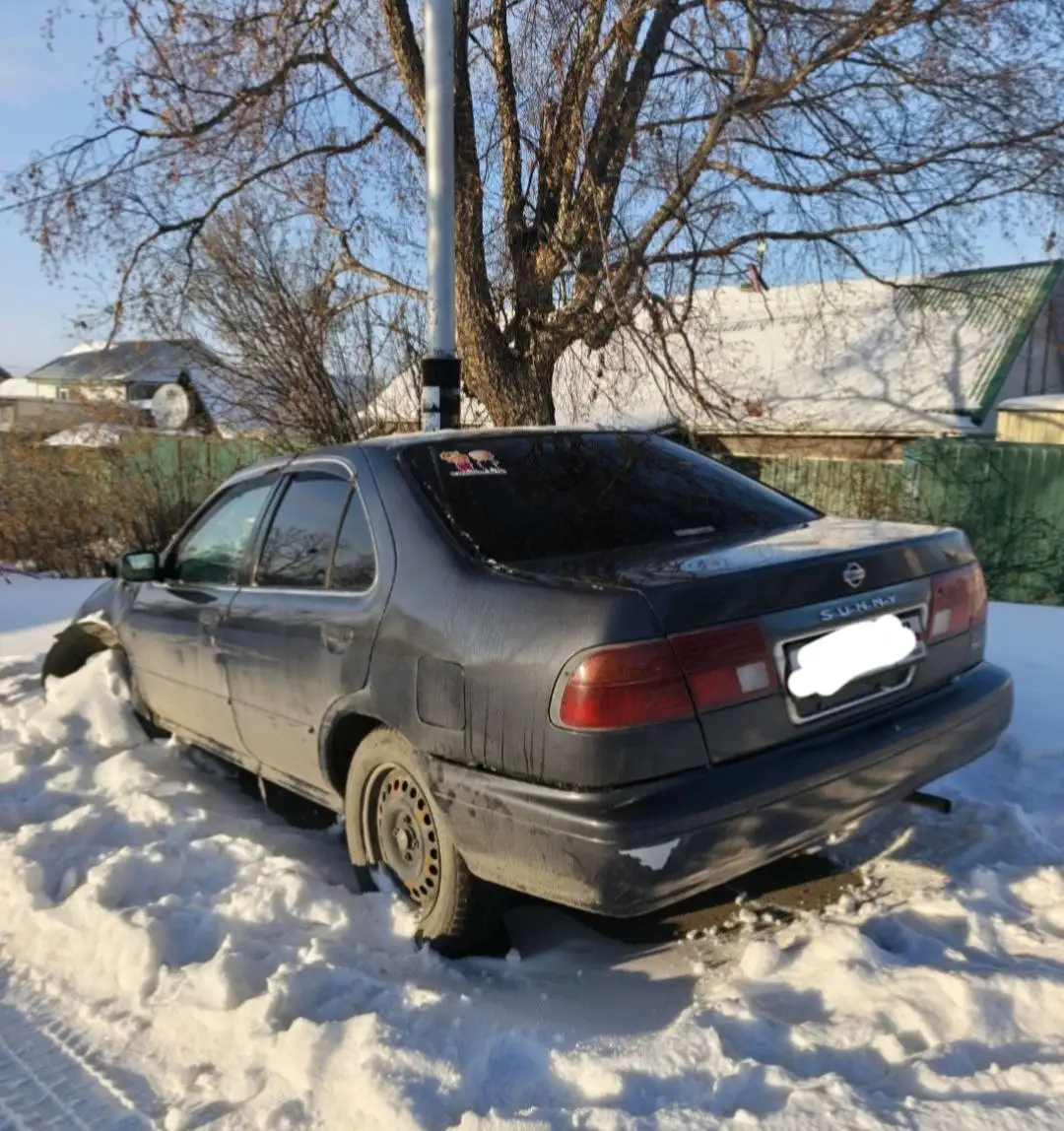 Продам Nissan Sunny 1998 года после ДТП - Продажа автомобилей (Авто) в Хабаровск