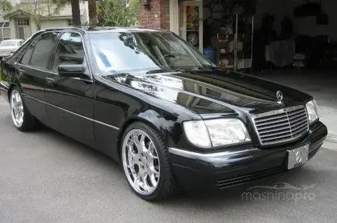 Запчасти на Mercedes 140 - Шины в Хабаровск