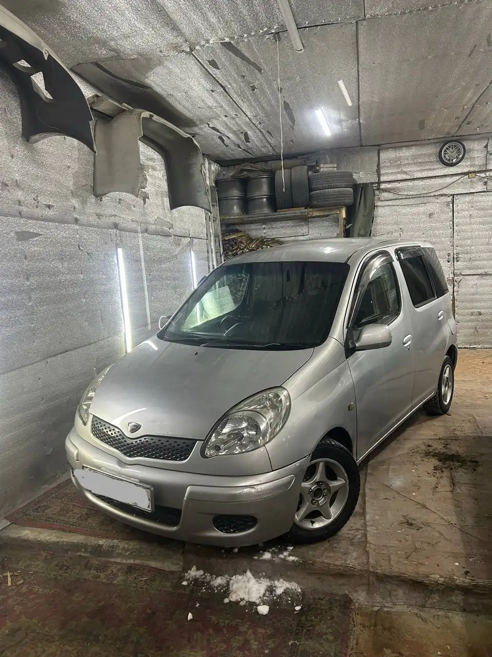 Toyota FunCargo 1.3 автомат передний привод - Авто в Хабаровск