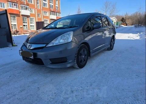 Продам гибридный автомобиль 2012 года - Мотоциклы в Хабаровск