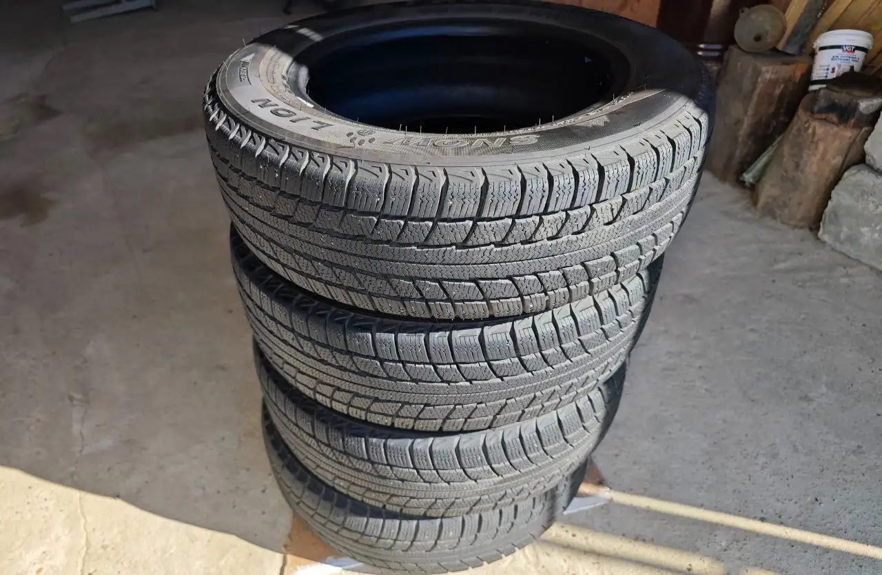 Зимняя резина Triangle Snow Lion 165/70/14 2022г - Шины и диски (Авто) в Хабаровск