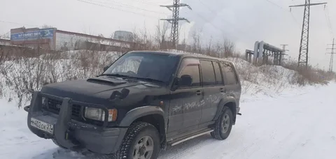 Продам Volkswagen Passat B3 1995 года с дизельным двигателем 3.1 - Мотоциклы в Хабаровск