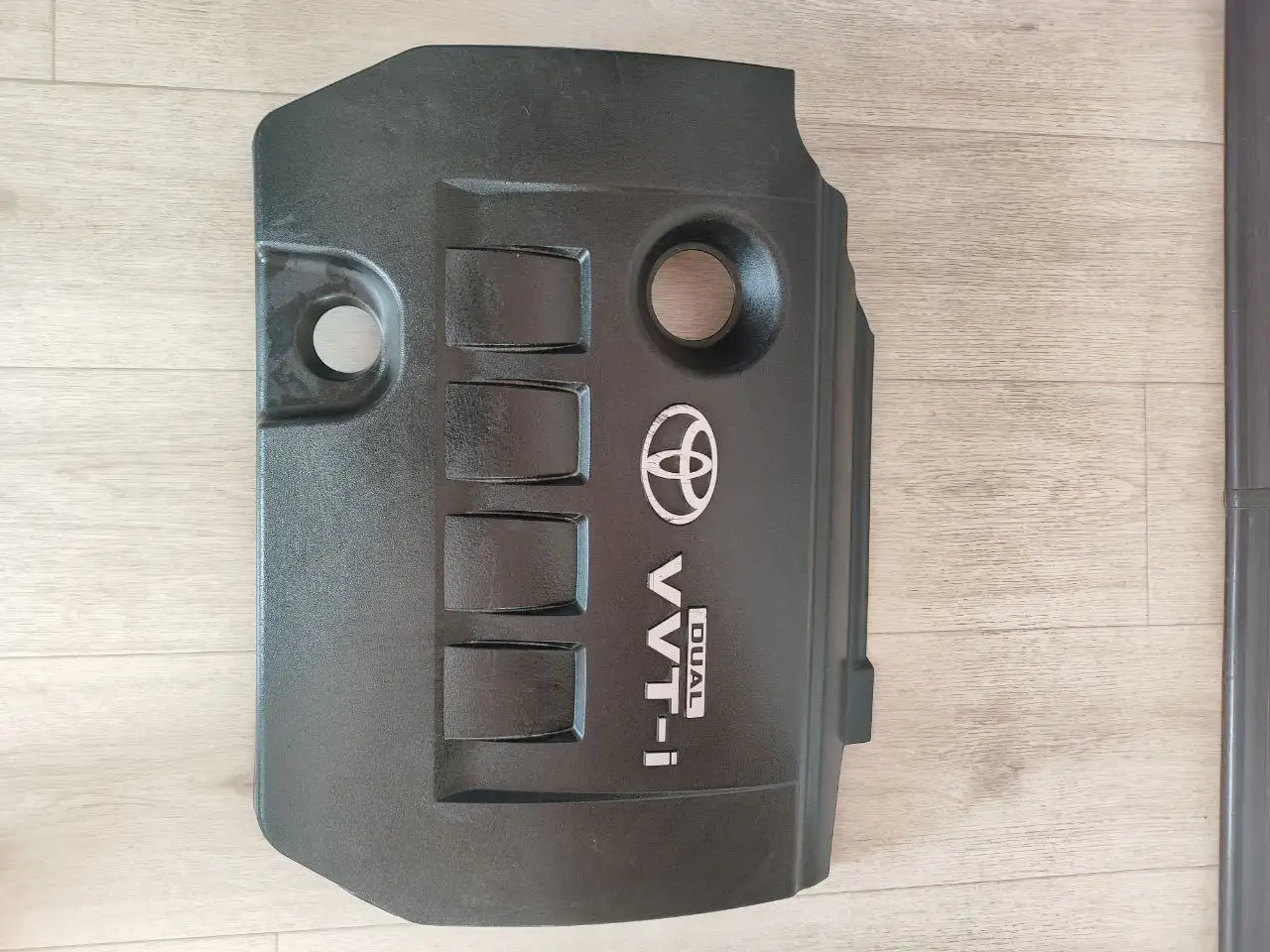 Декоративная крышка двигателя 2ZR - Запчасти (Авто) в Хабаровск