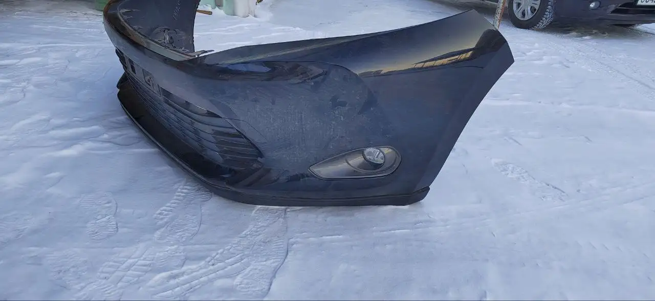 Бампер передний на Toyota Harrier 65 кузов - Кузовные детали (Запчасти) в Хабаровск