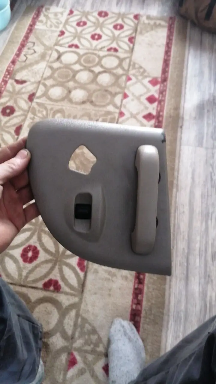 Куплю ручку открывания двери для Nissan Liberty 2002 года - Автозапчасти (Запчасти) в Хабаровск