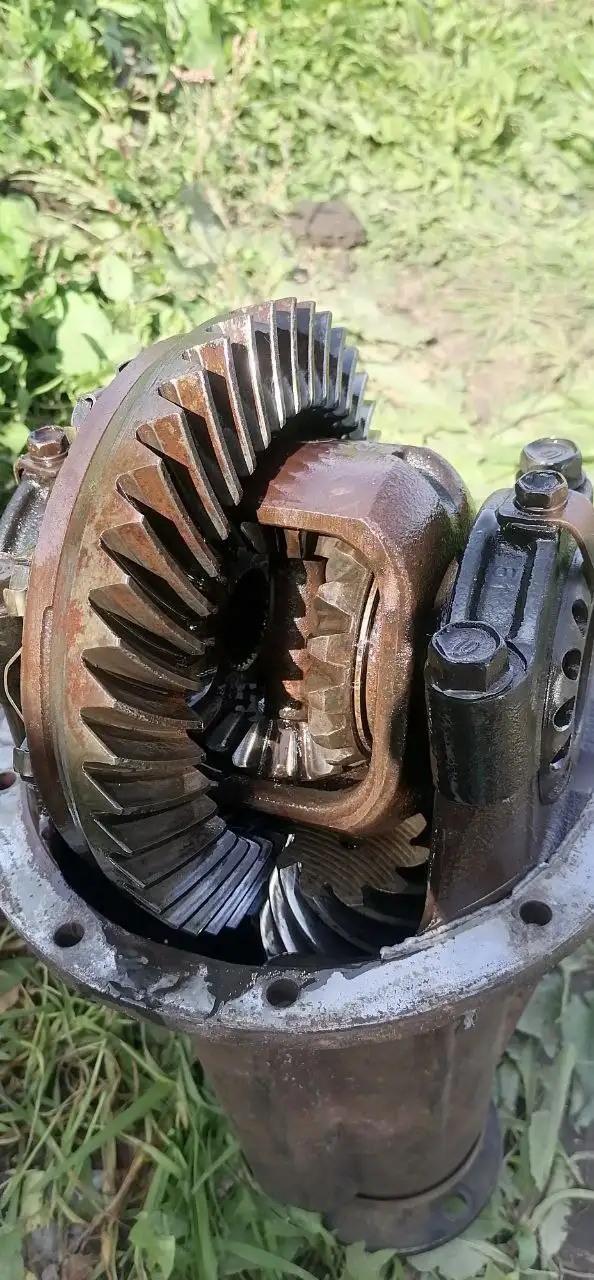 Редуктор снят с сурфа 130, рабочий обслужен - Редуктор (Запчасти) в Хабаровск