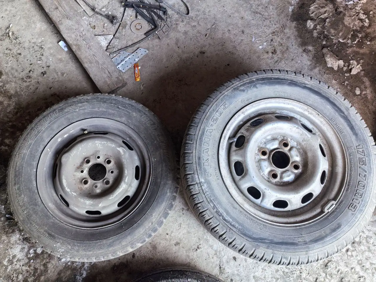 Продажа автомобильных колес в Хабаровске - Запчасти (Авто) в Хабаровск