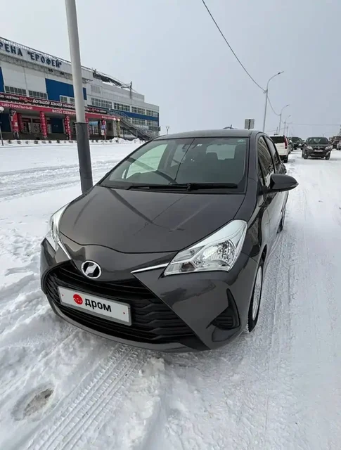 Volkswagen Golf 2017 1.0 бензин - Легковые автомобили в Хабаровск