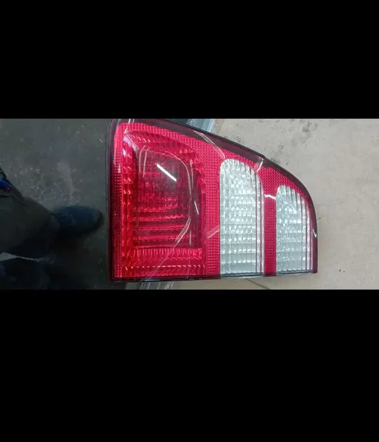 Стоп вставка правая на Toyota Land Cruiser 100 - Бампер в Хабаровск