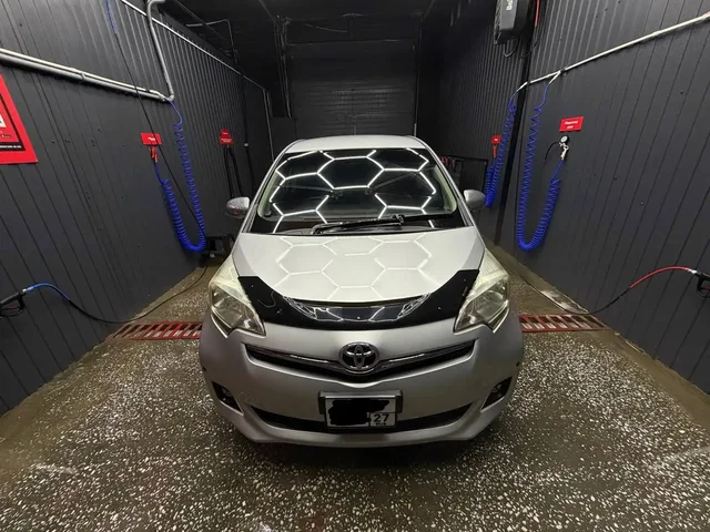 Продажа Toyota Ractis 2010 года - Легковые автомобили в Хабаровск