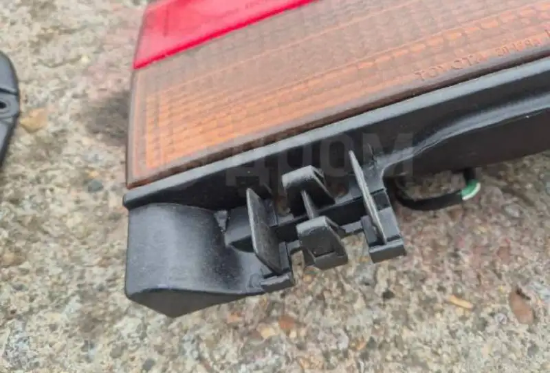 Новые оригинальные стоп сигналы Toyota Corona T170 - Осветительные приборы (Запчасти) в Хабаровск