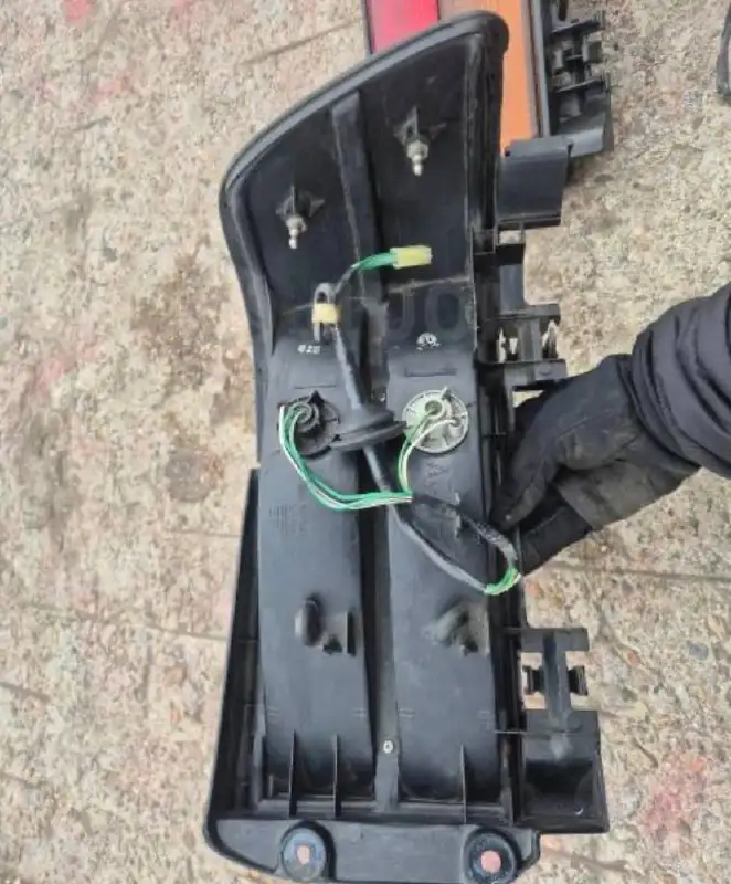 Новые оригинальные стоп сигналы Toyota Corona T170 - Осветительные приборы (Запчасти) в Хабаровск